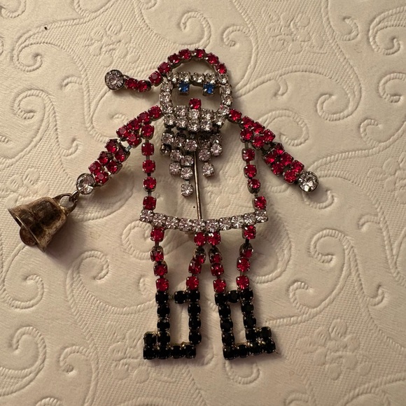 Vintage Christmas jewelry pins - Picture 4 of 8